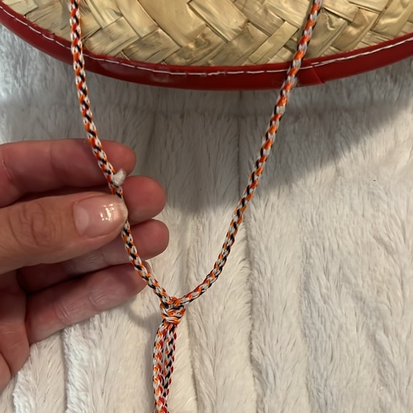 Unbranded Kid’s Woven Cowboy hat with red “Sheriff” star, string tie - Picture 4 of 9